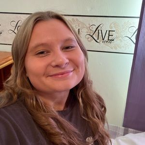 Meet your Posher, Kaylin